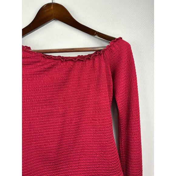 Women’s Princess Polly Medium Red Ruched Long Sleeve off the Shoulder Shirt - Picture 4 of 7